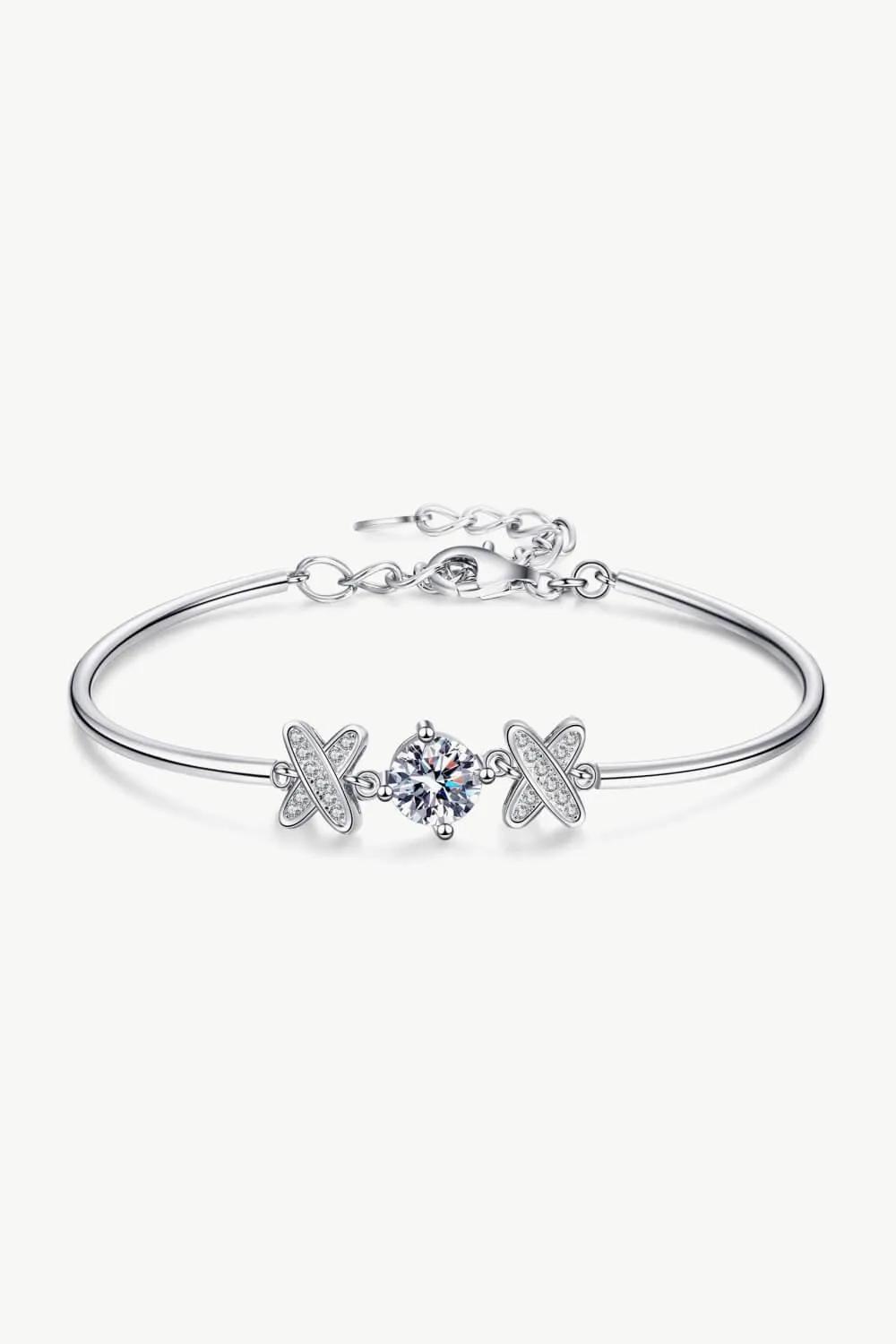 Blissful 925 Silver Bangle with 1 Carat Moissanite