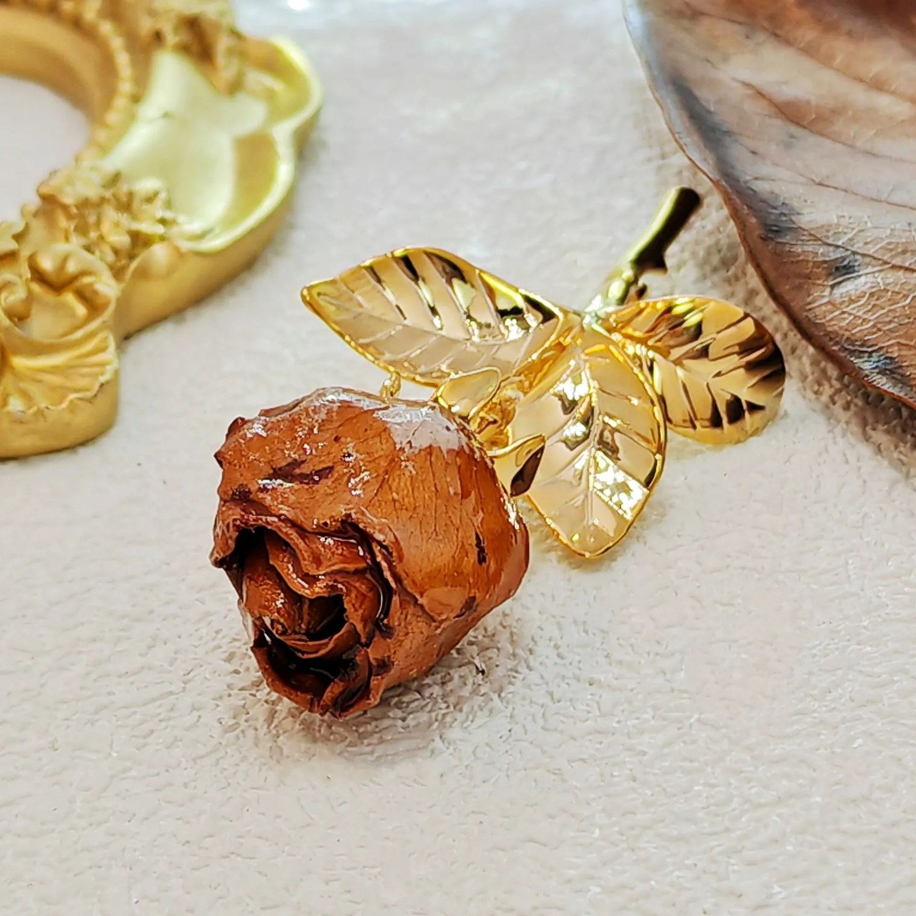 Gorgeous Real Dried Rose Bud Lapel Pin Brooch Gold Tone