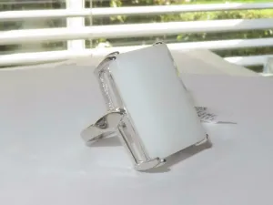 Jewellery Kingdom Ladies Cocktail Sterling Silver 20 Carat White Gemstone Ring