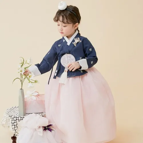 Kiztt Seoyoondang's Girls' Hanbok