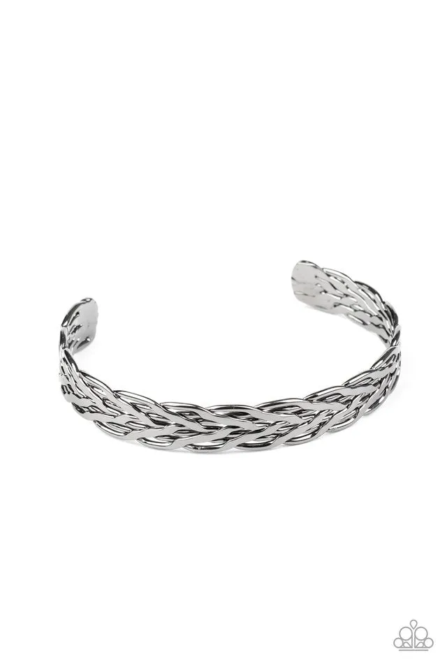 Paparazzi Bracelet ~ Magnetic Maven - Black