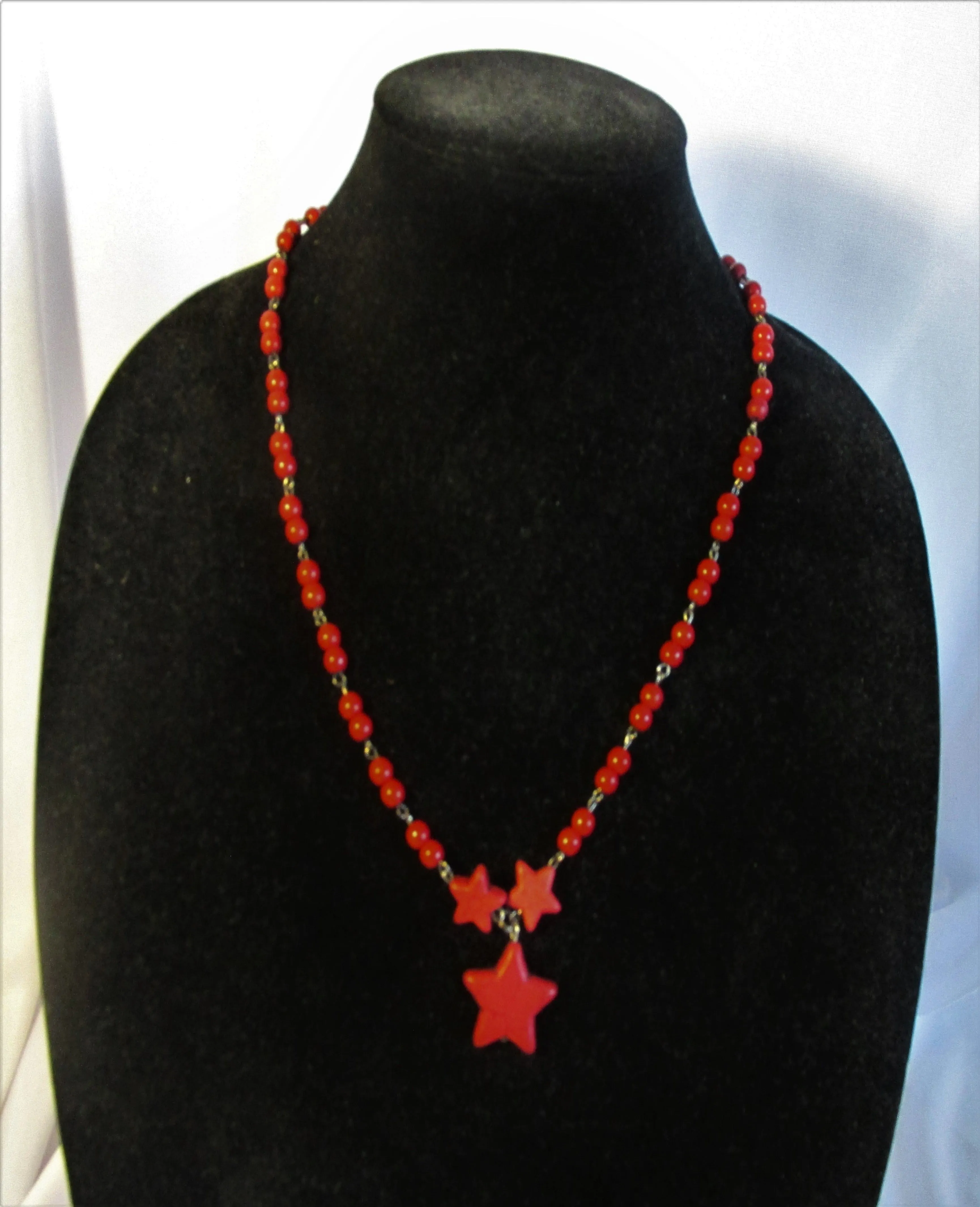 Red Howlite Star Necklace