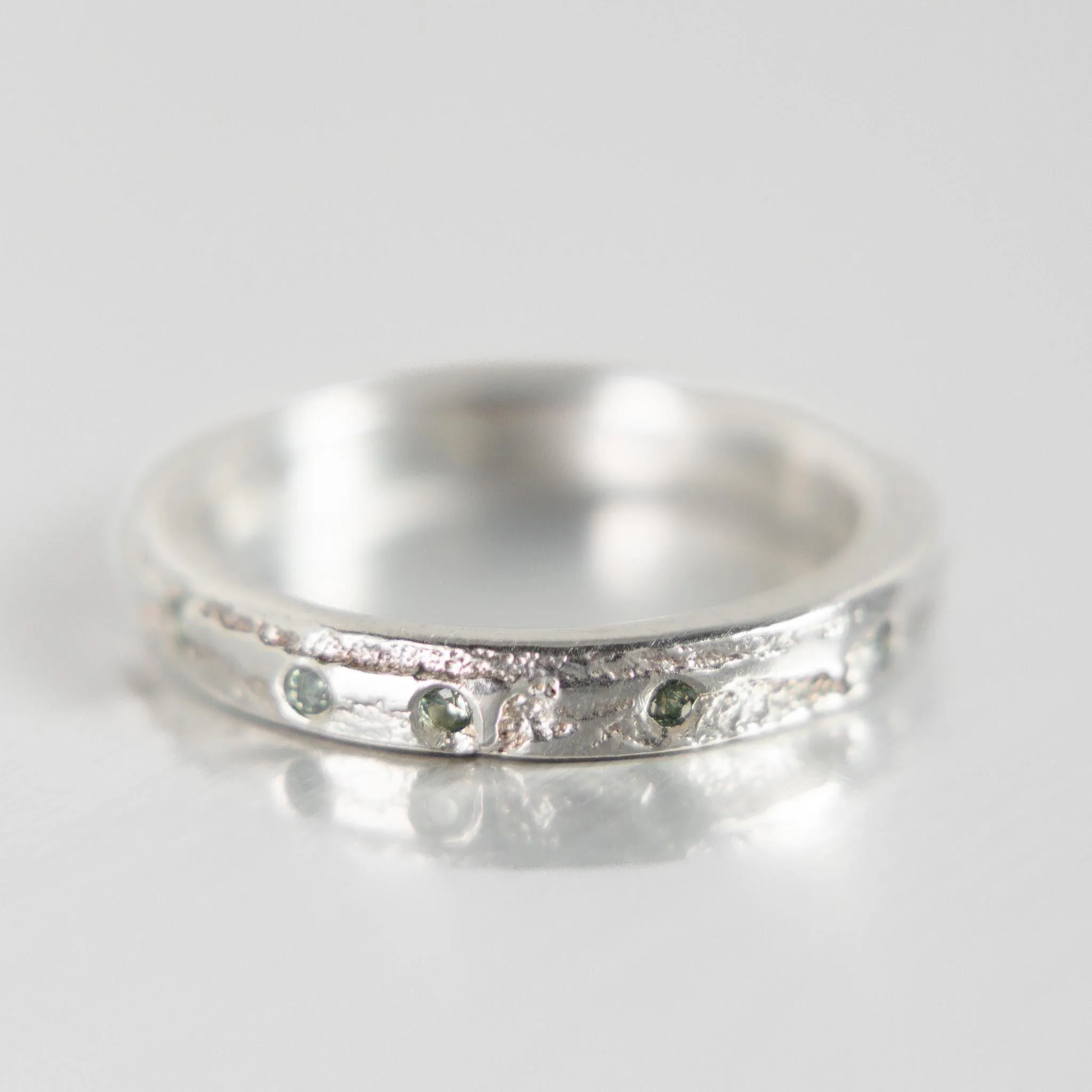 Relic Confetti Ring
