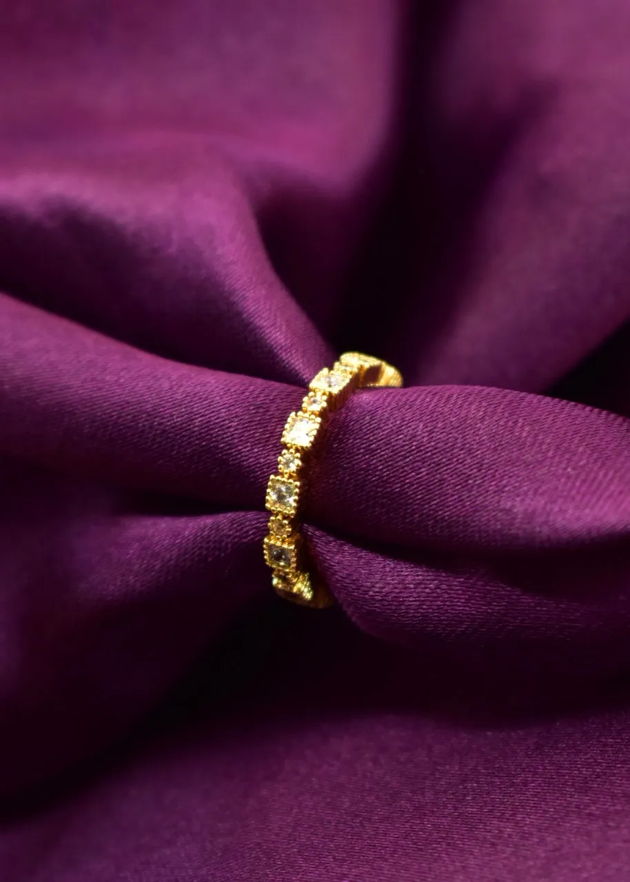 SPARKLING FINGER RING