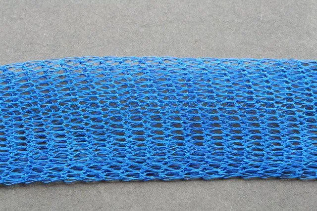 titanium mesh necklace - blue