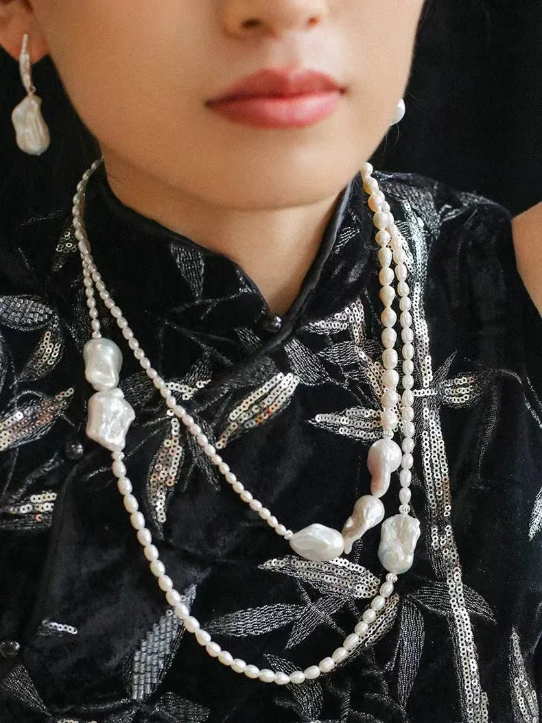 Vintage Elegant Natural Baroque Pearl Necklace