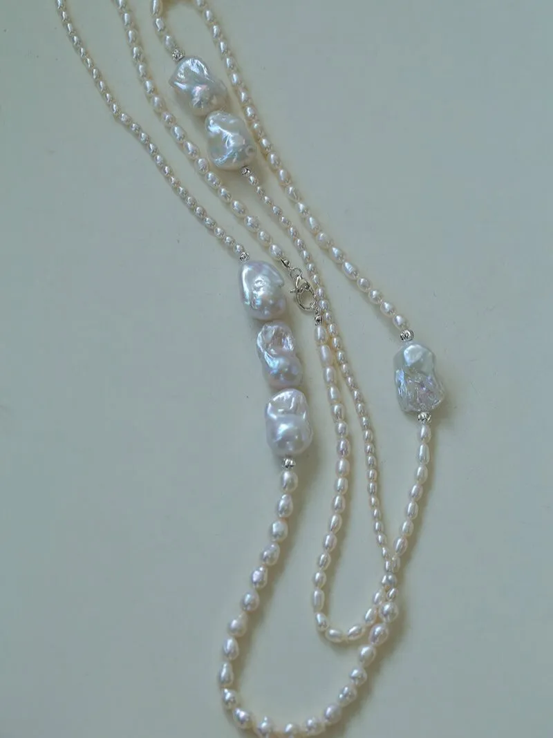 Vintage Elegant Natural Baroque Pearl Necklace