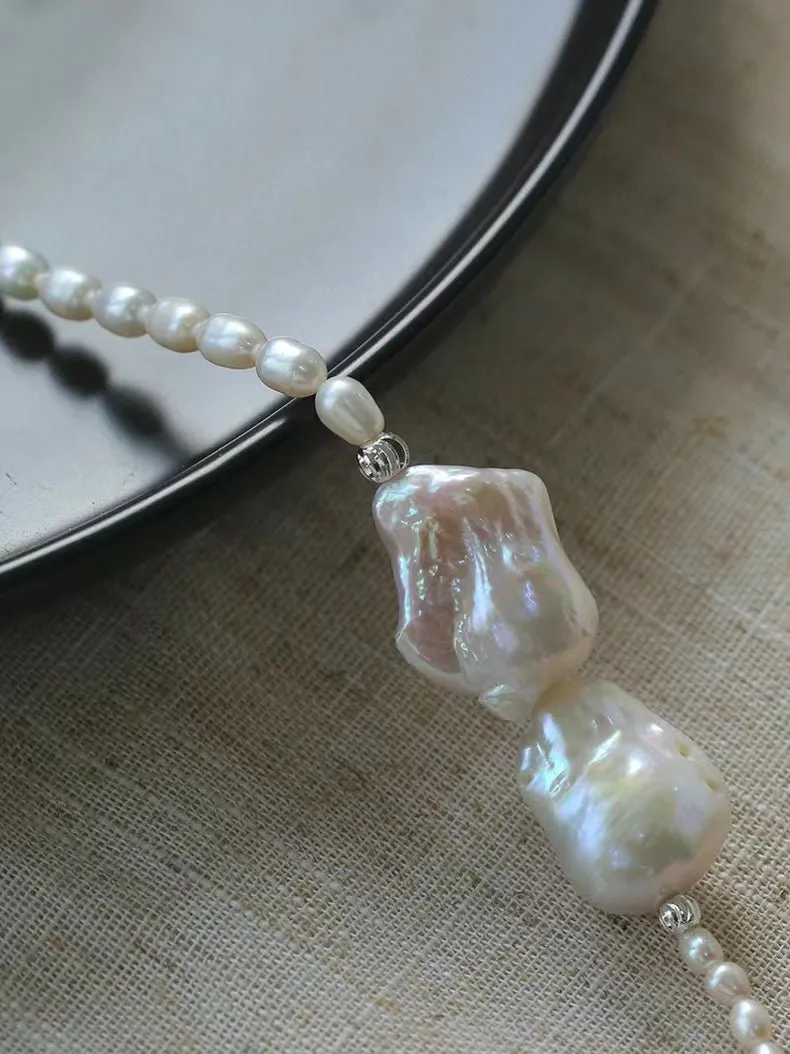 Vintage Elegant Natural Baroque Pearl Necklace