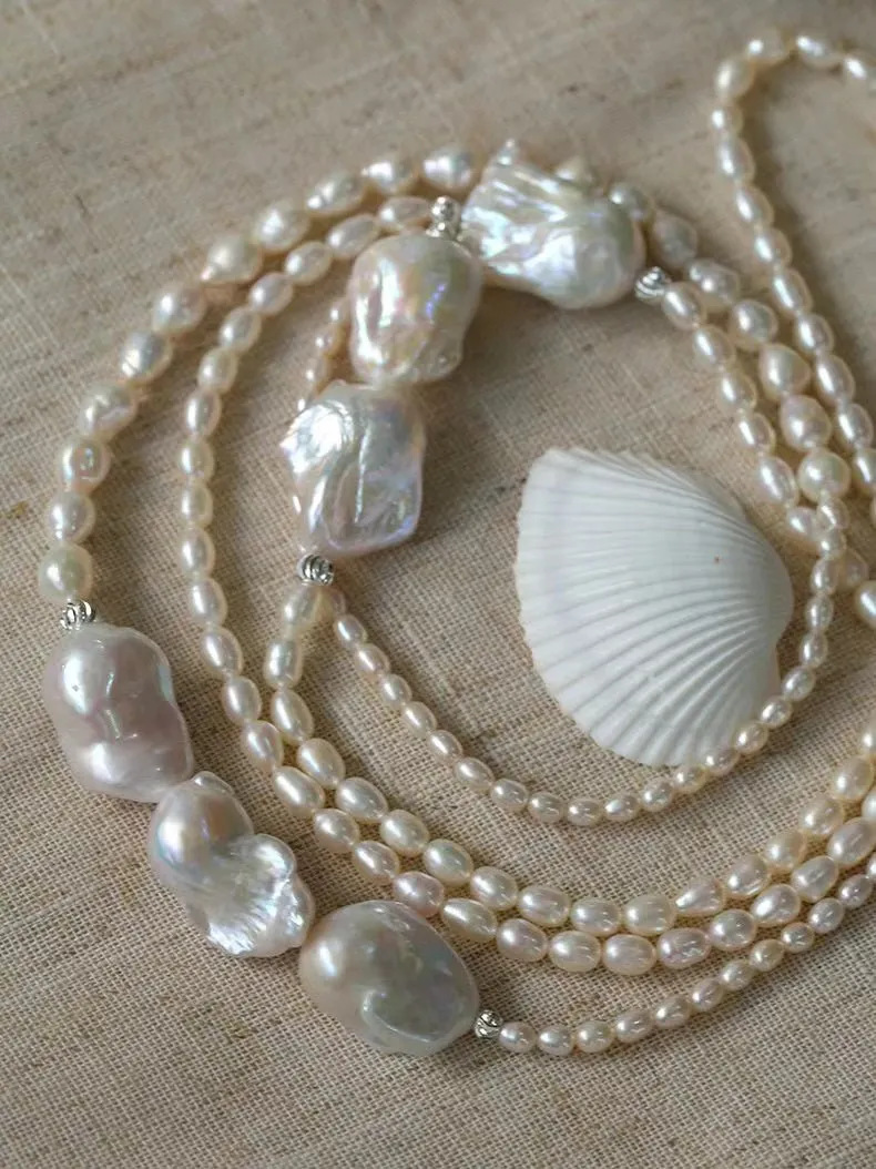 Vintage Elegant Natural Baroque Pearl Necklace
