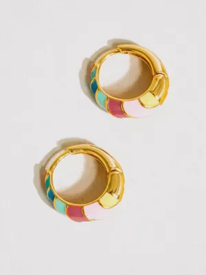 Vivid Charm 18K Gold Striped Hoop Earrings